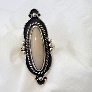 WHITE QUARTZ VINTAGE STERLING SILVER NAKAI RING SIZE 5.5-6